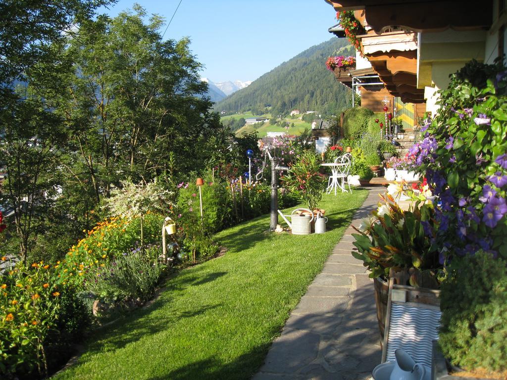 Haus Bergheimat - Familie Oberacher Guest House Fulpmes Luaran gambar